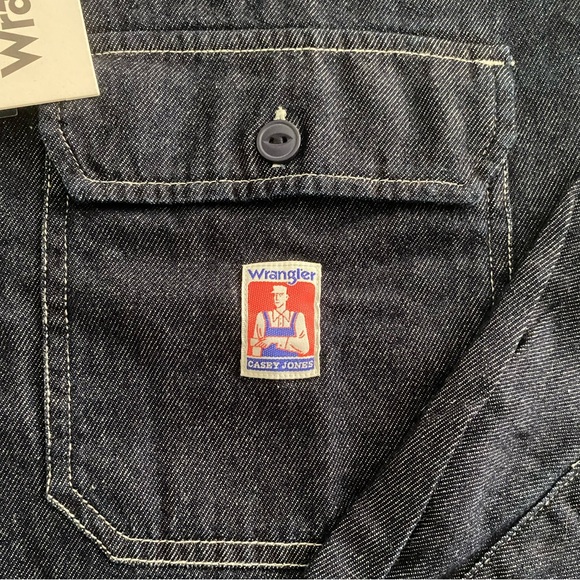 NWT Wrangler Boxy Work Shirt - Picture 6 of 9
